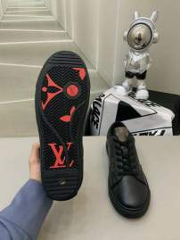 Picture of Louis Vuitton Shoes _SKULVsz38-44mnf041615326